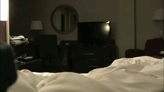 Miễn phí khiêu dâm, không giấy đăng ký  Các cảnh sát viên sec ba bau dit nhau fucked các brunette trong hậu môn trong các công viên