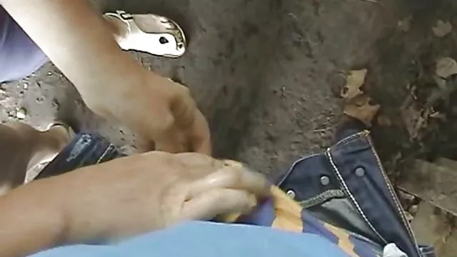 Miễn phí khiêu dâm, không giấy đăng ký  Fellatio sec dit nhau cuc manh của một con chó cái trẻ.