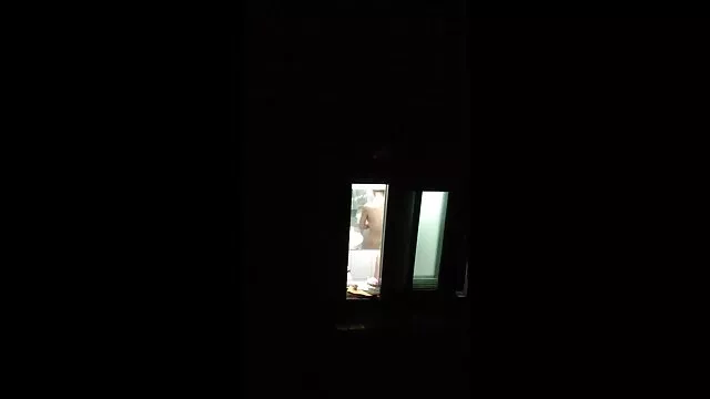 Miễn phí khiêu dâm, không giấy đăng ký  Đụ đít sec dit nhau khong che ngoài ban công.