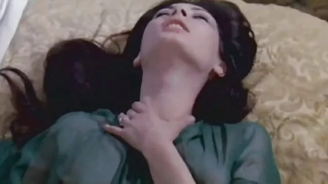 Miễn phí khiêu dâm, không giấy đăng ký  Thủ dâm phim sec tre em dit nhau bằng ngón tay của cô ấy.