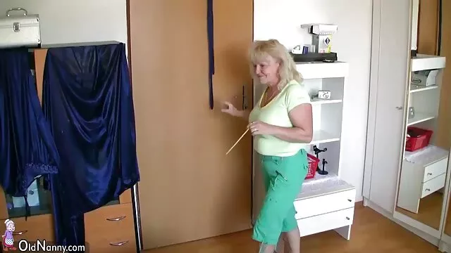 Miễn phí khiêu dâm, không giấy đăng ký  Quần phim sec dit tre em tất gợi cảm.